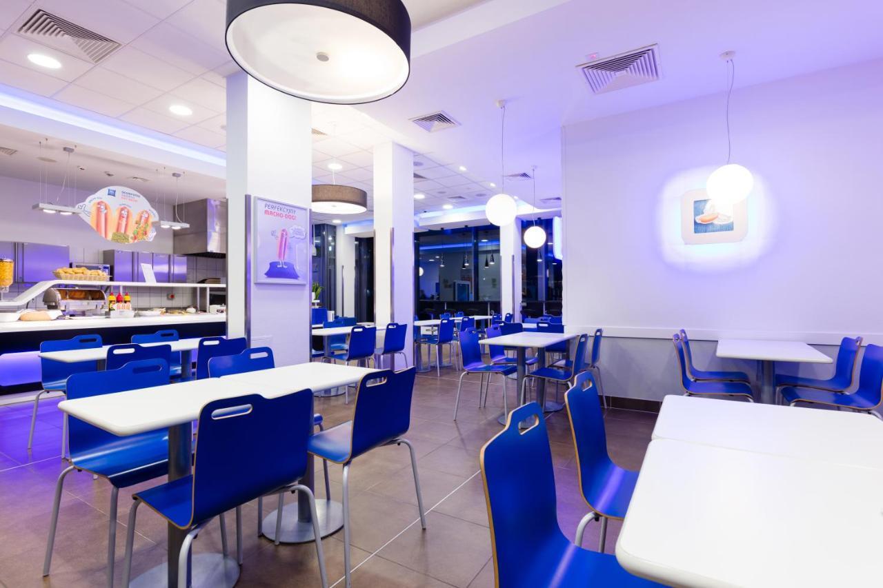 Ibis Budget Warszawa Reduta Exterior foto